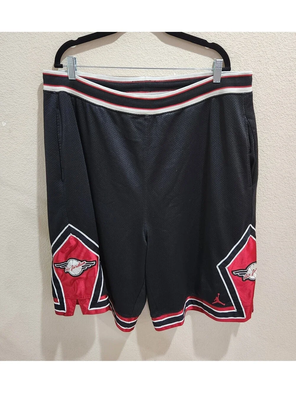 Vtg Nike Air Jordan Wings Shorts Mens 2XL Black Red 20th Anniversary Mesh Y2K